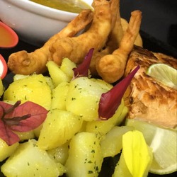 Restaurante Black House 414