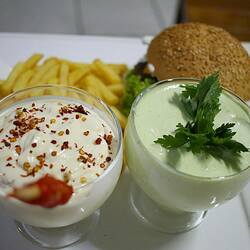 Pulga Lanches e Almoços