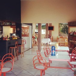 Pulga Lanches e Almoços
